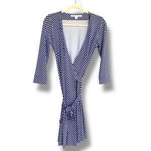 Diane Von Furstenberg “New Julian Two Mini” Blue/White Wrap Dress Size 2